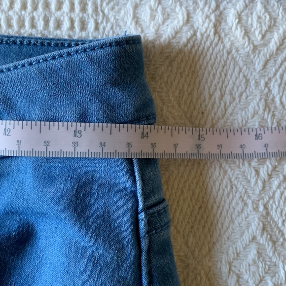 Skinny Forever 21 Jeans - Picture 5 of 6